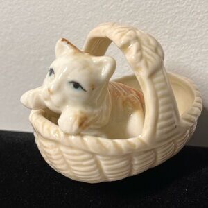 Vintage Cat in Basket Figurine. Perfect edition to cat collection.